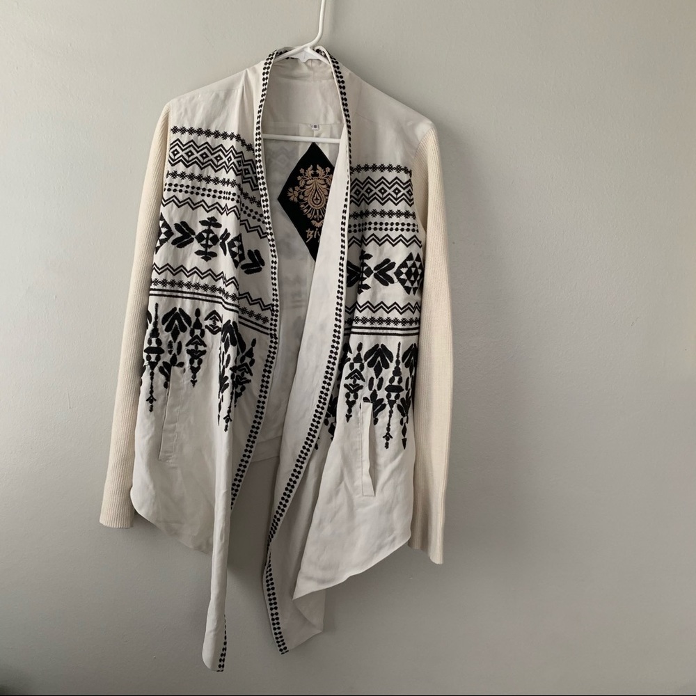 Johnny Was Biya Cardigan embroidered pattern size small